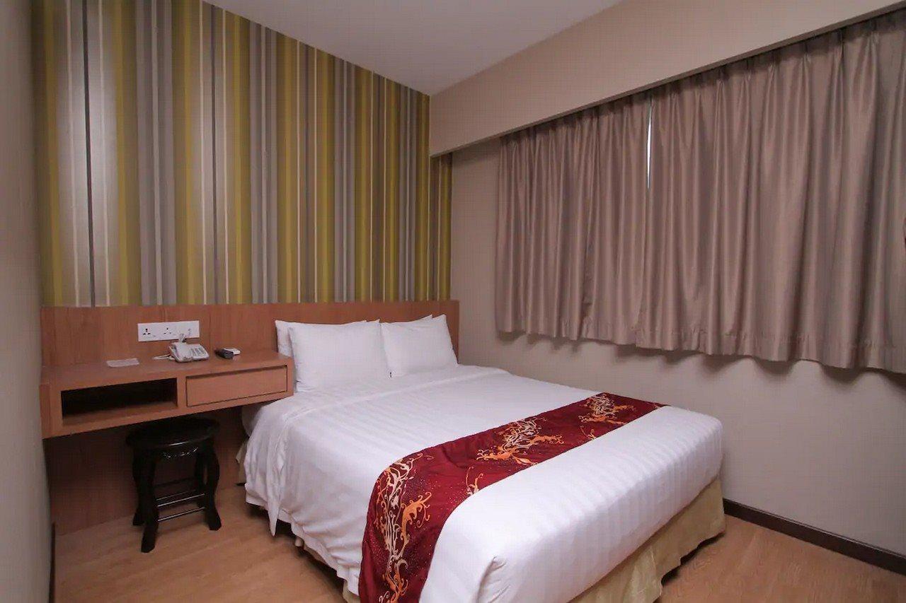 Likas Square Apartment Hotel 亞庇 外观 照片