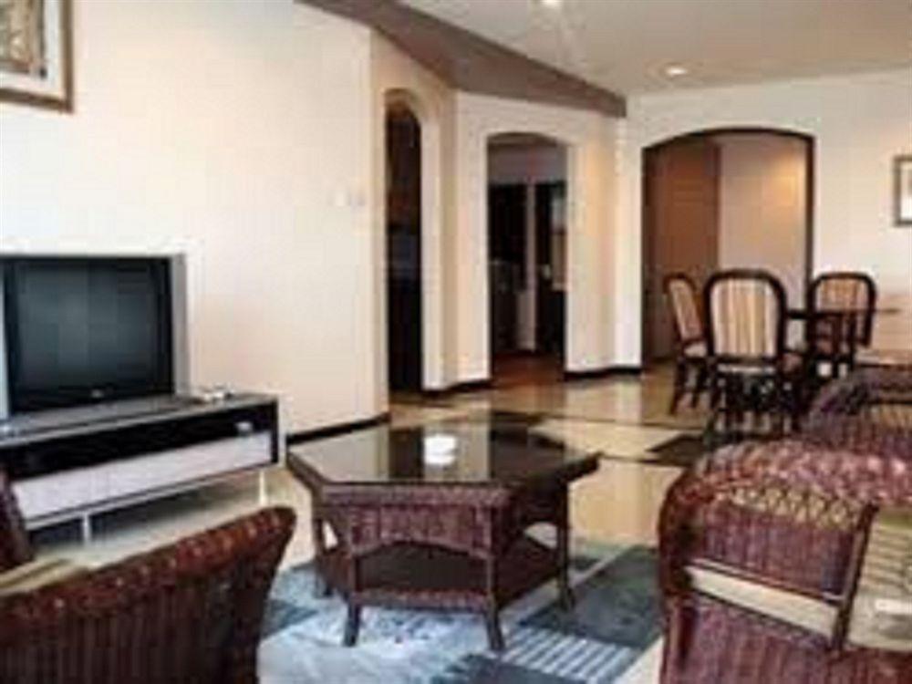 Likas Square Apartment Hotel 亞庇 外观 照片