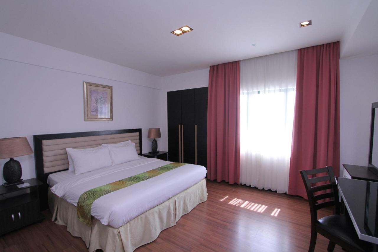 Likas Square Apartment Hotel 亞庇 外观 照片