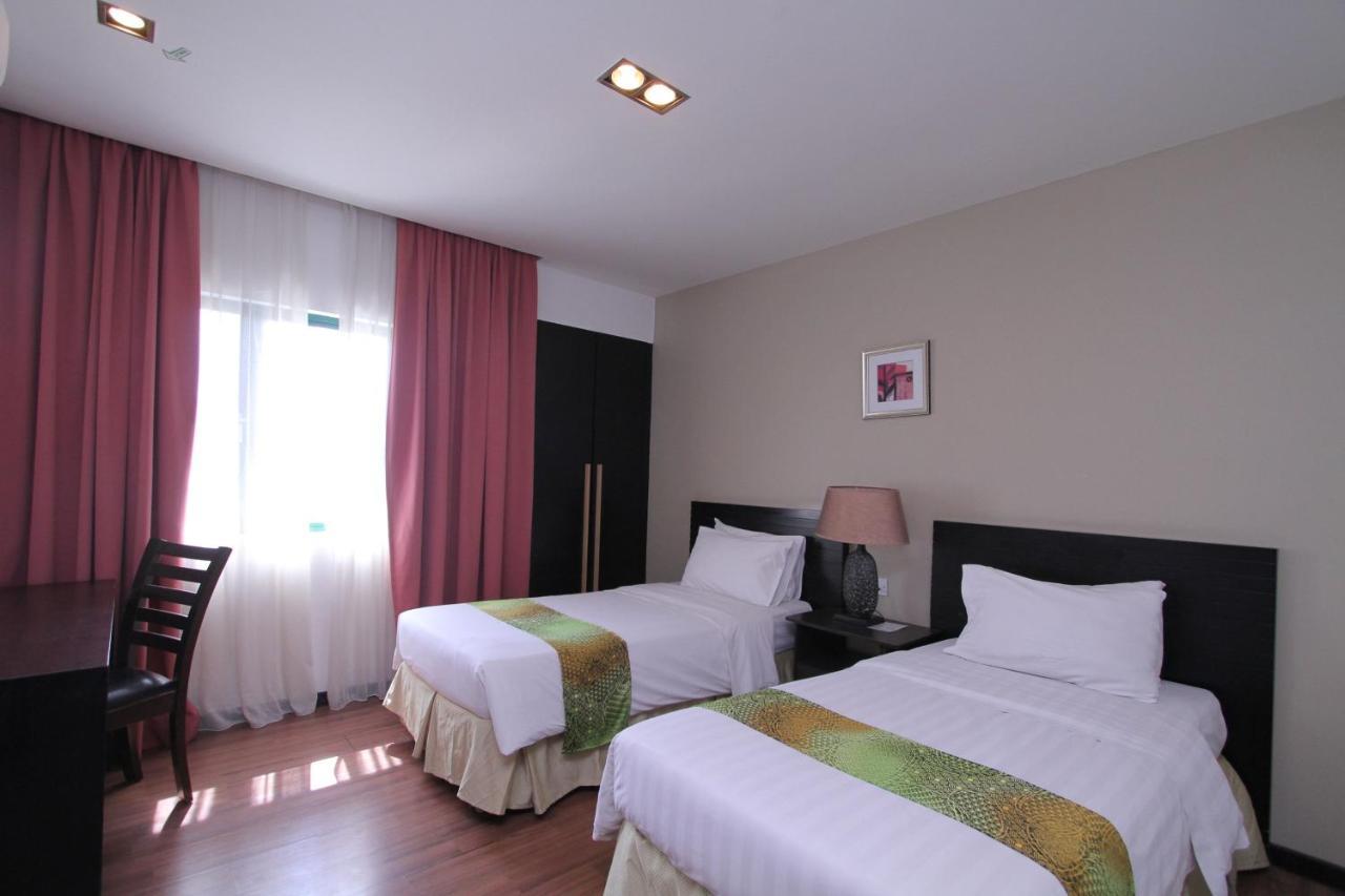 Likas Square Apartment Hotel 亞庇 外观 照片