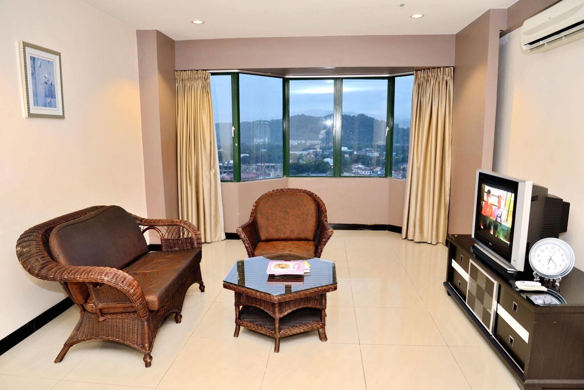 Likas Square Apartment Hotel 亞庇 外观 照片